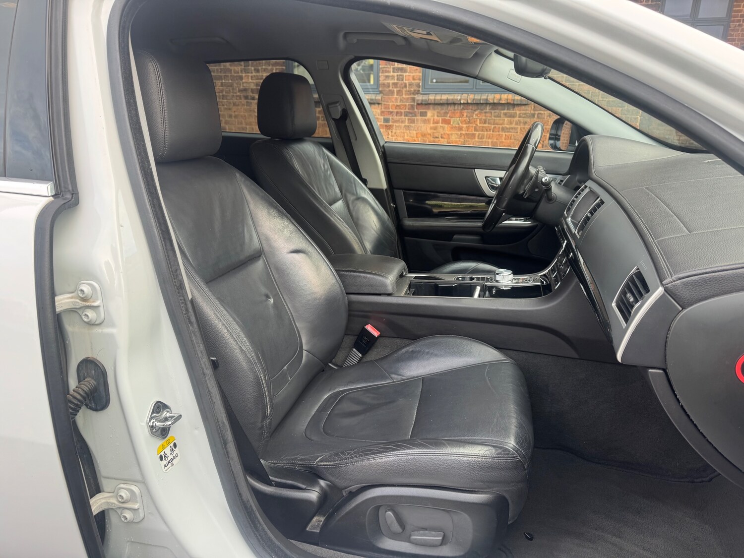 Used Jaguar XF 2013 for sale - 77240753: Photo 9