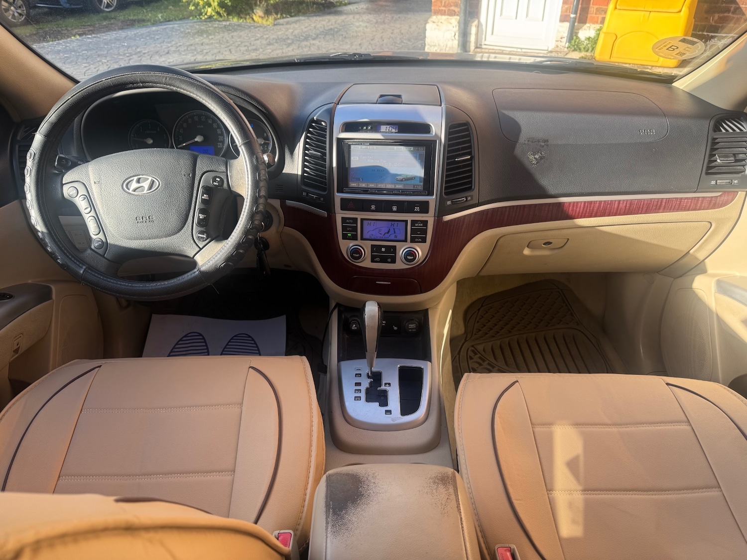 Used Hyundai Santa Fe 2006 for sale - 76931527: Photo 2