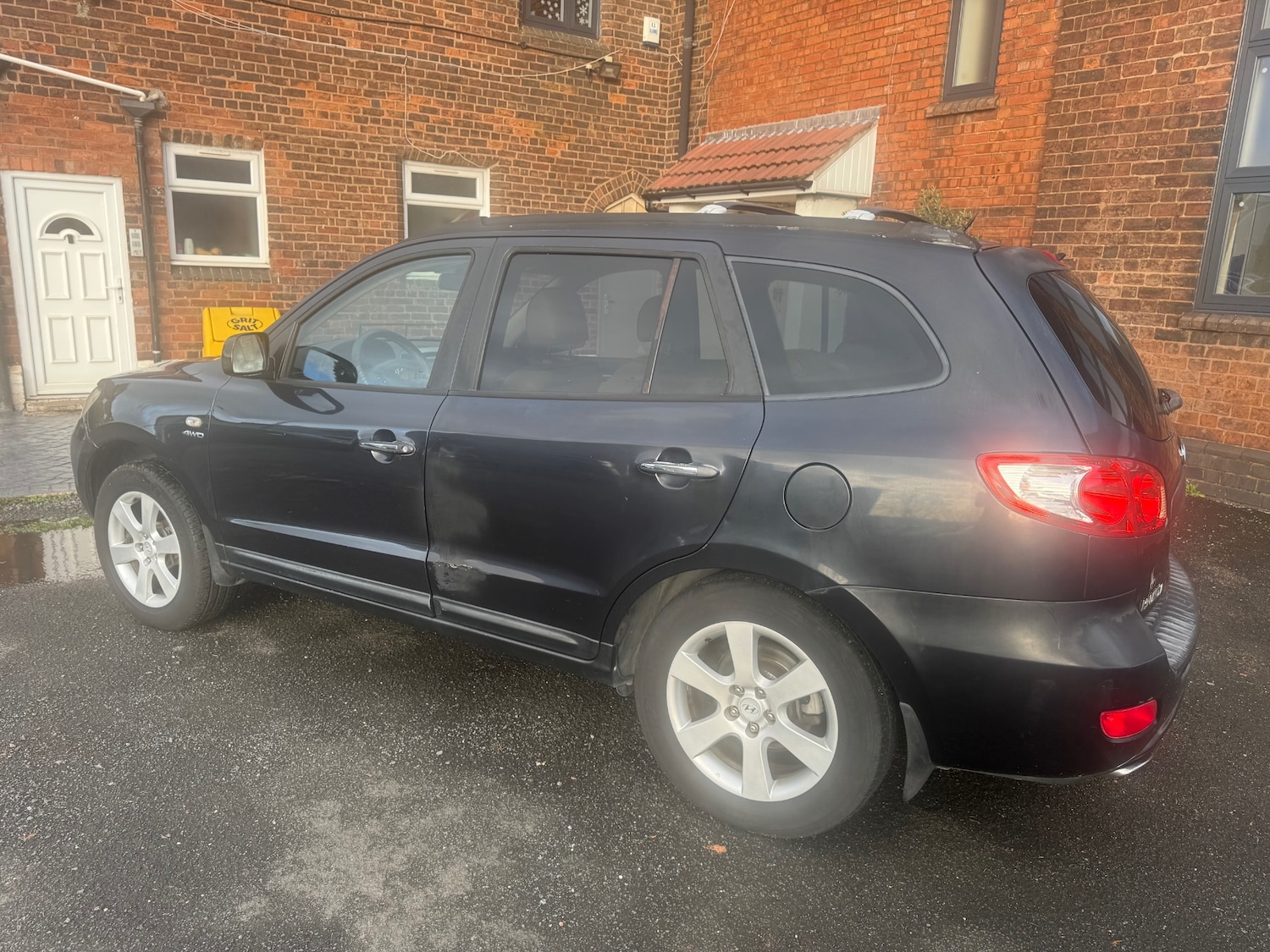 Used Hyundai Santa Fe 2006 for sale - 76931527: Photo 6