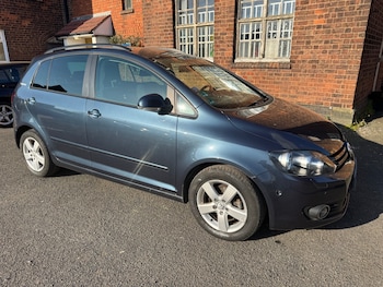 Used Volkswagen Golf 2010 for sale - 78150384: Photo