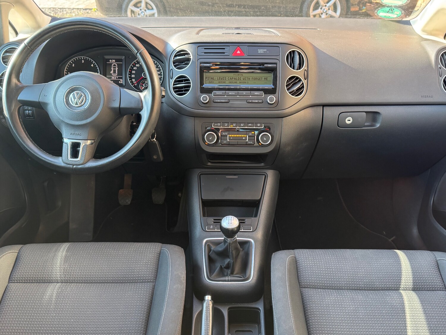 Used Volkswagen Golf 2010 for sale - 78150384: Photo 8