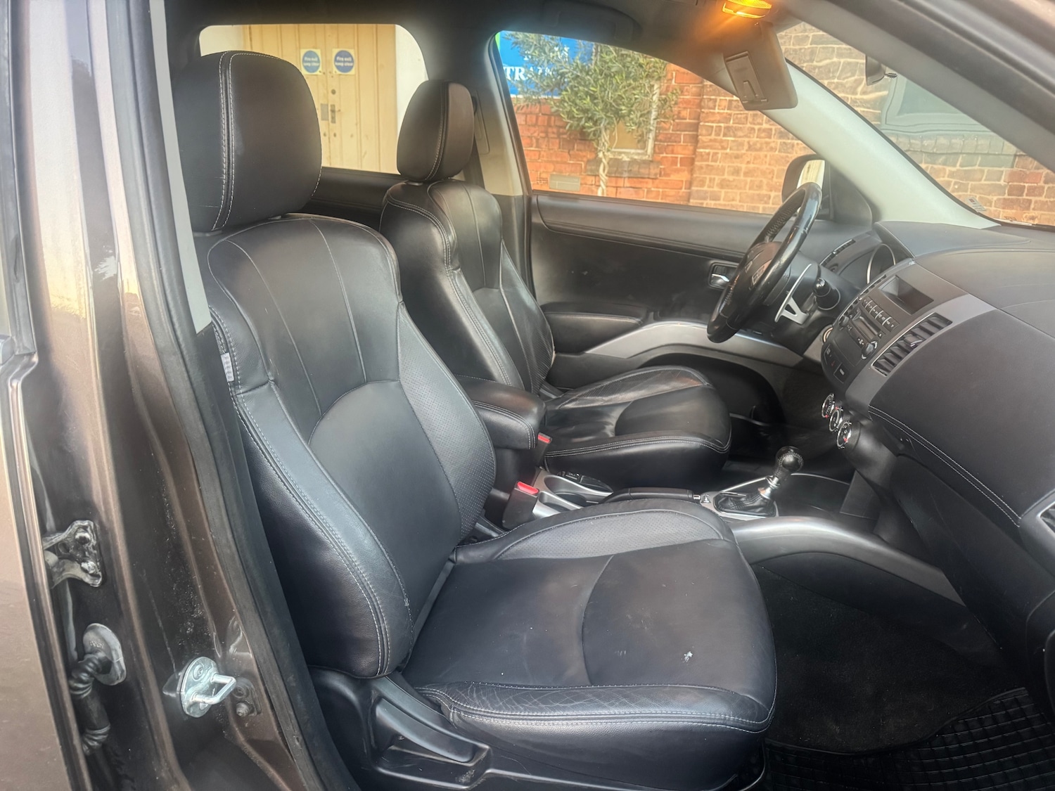 Used Mitsubishi Outlander 2011 for sale - 76958590: Photo 10