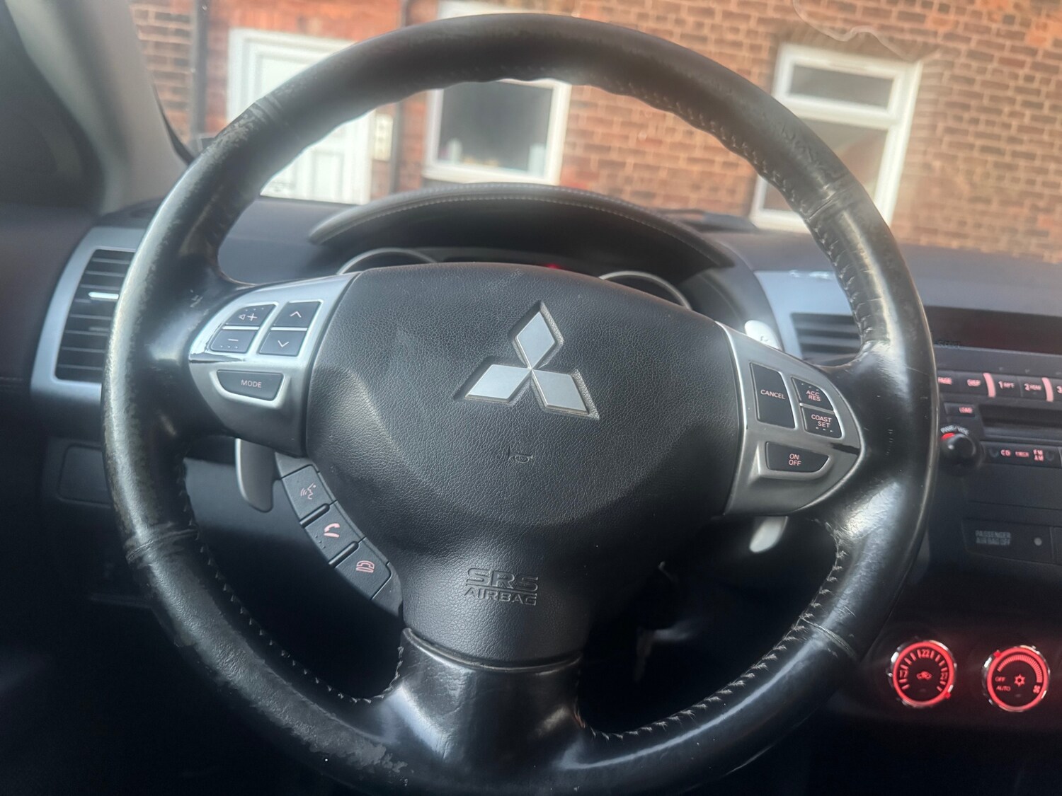 Used Mitsubishi Outlander 2011 for sale - 76958590: Photo 17