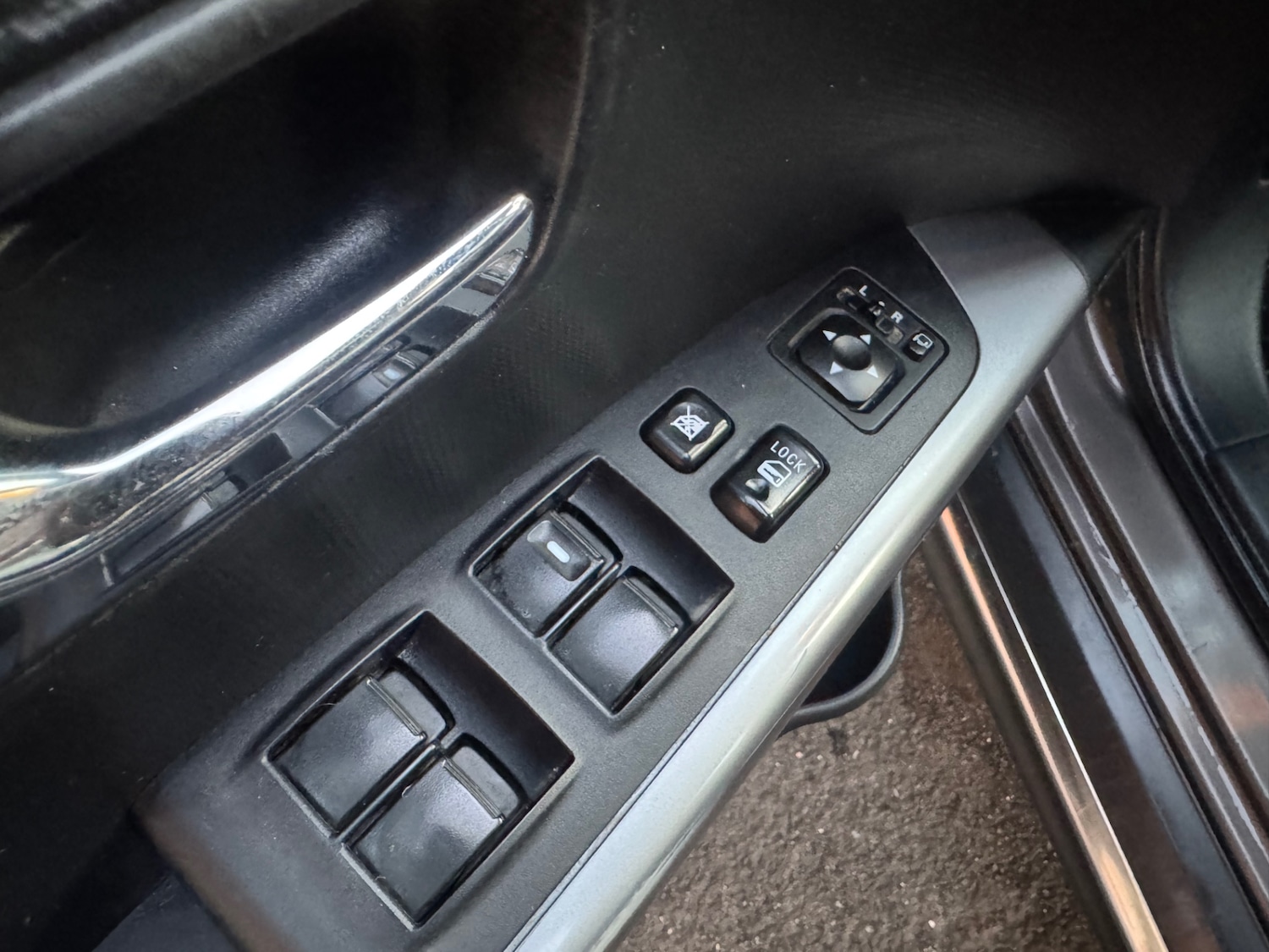 Used Mitsubishi Outlander 2011 for sale - 76958590: Photo 18