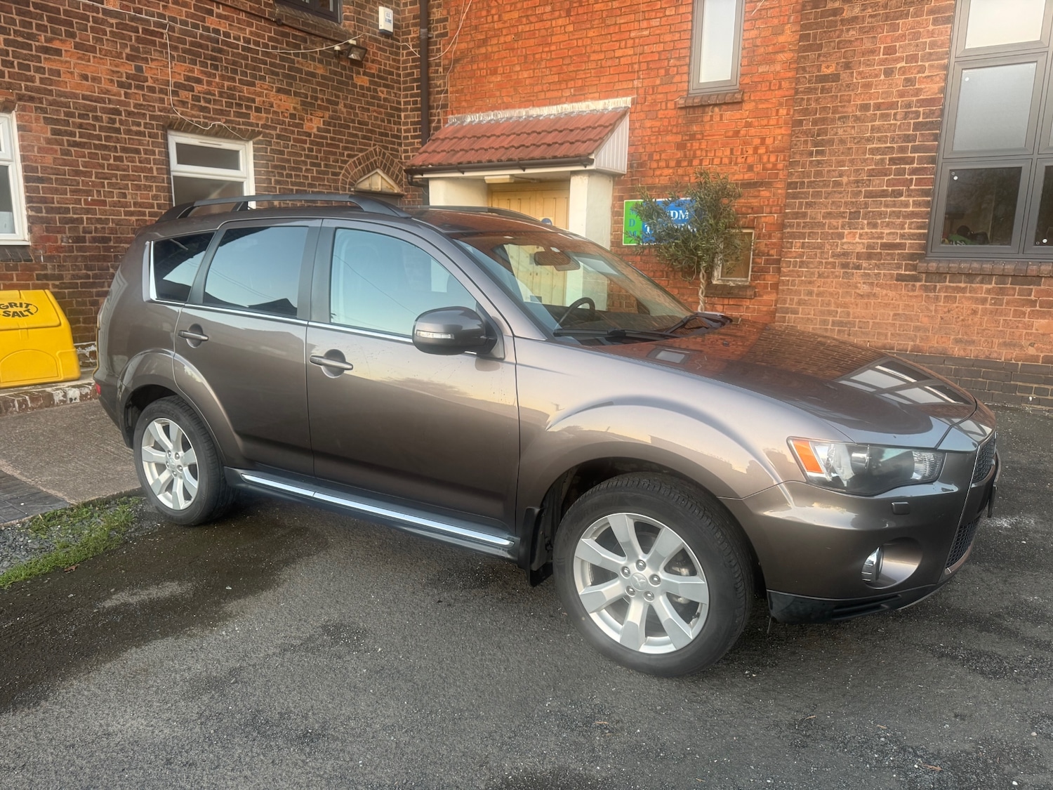 Used Mitsubishi Outlander 2011 for sale - 76958590: Photo 4