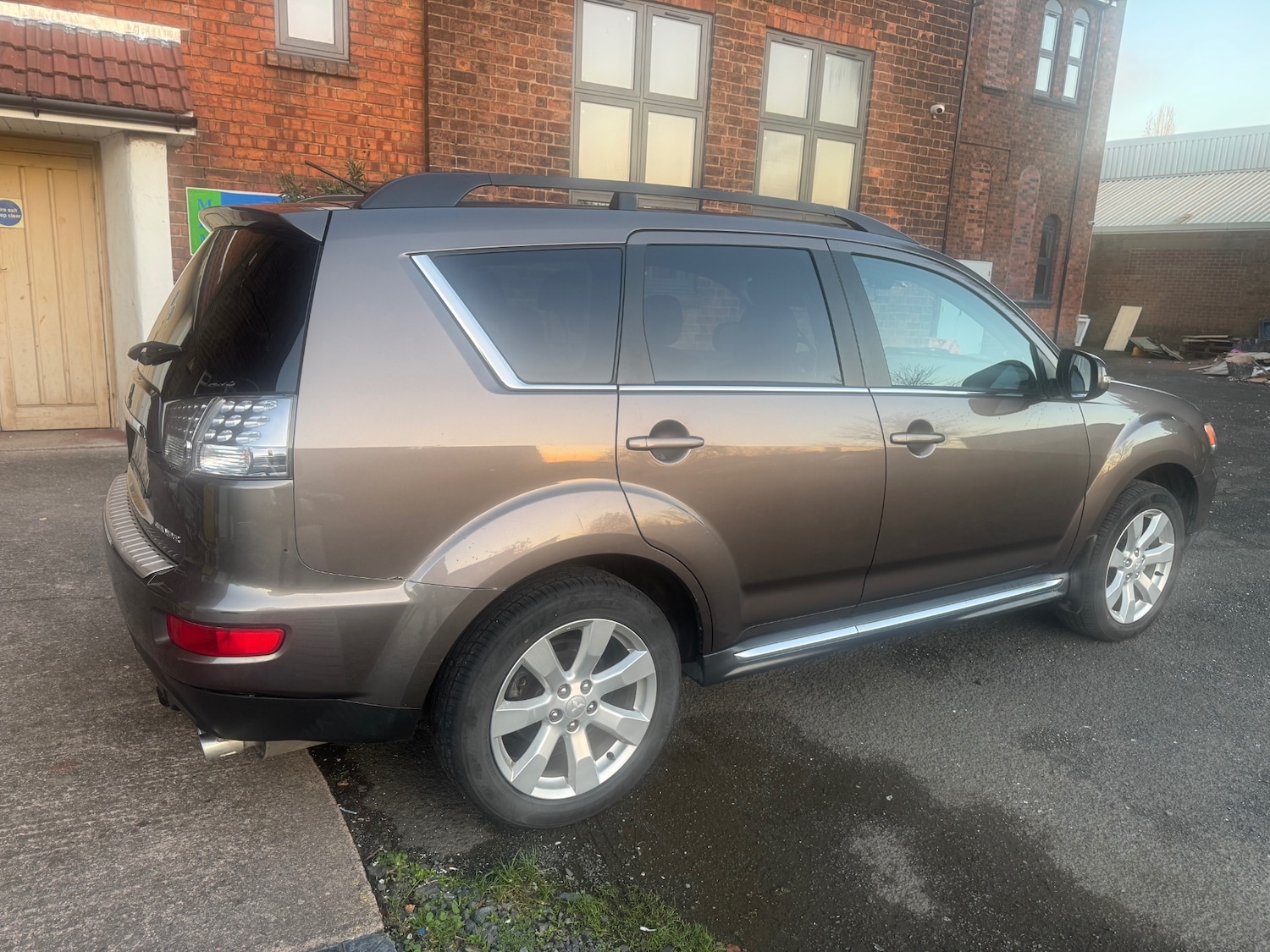 Used Mitsubishi Outlander 2011 for sale - 76958590: Photo 5