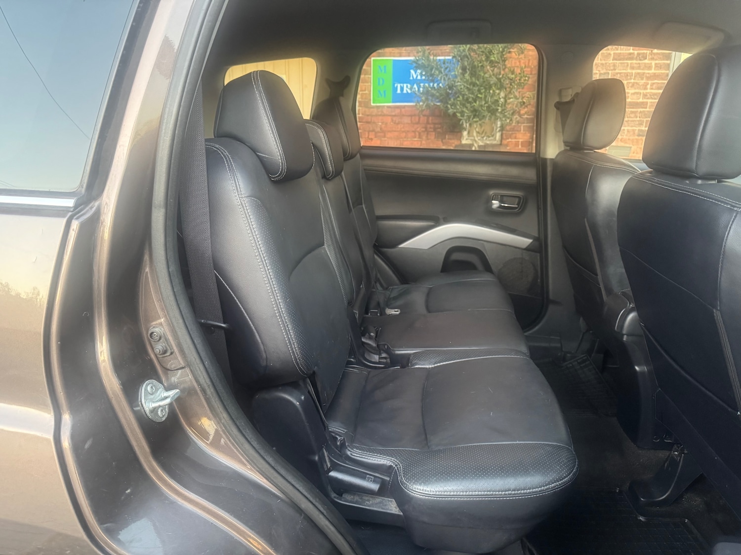 Used Mitsubishi Outlander 2011 for sale - 76958590: Photo 9