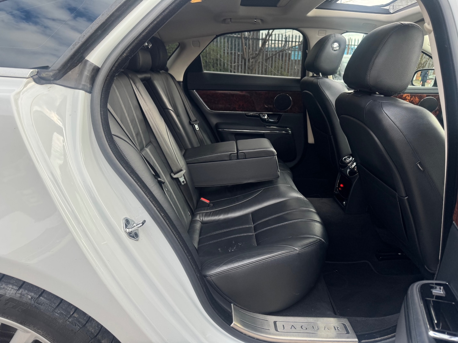 Used Jaguar XJ 2014 for sale - 78067166: Photo 11