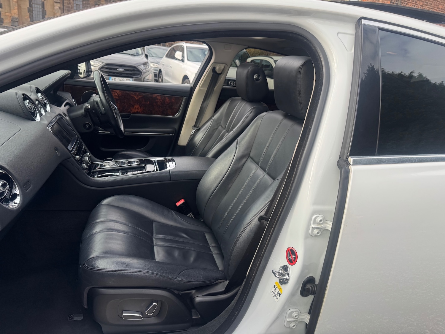 Used Jaguar XJ 2014 for sale - 78067166: Photo 12