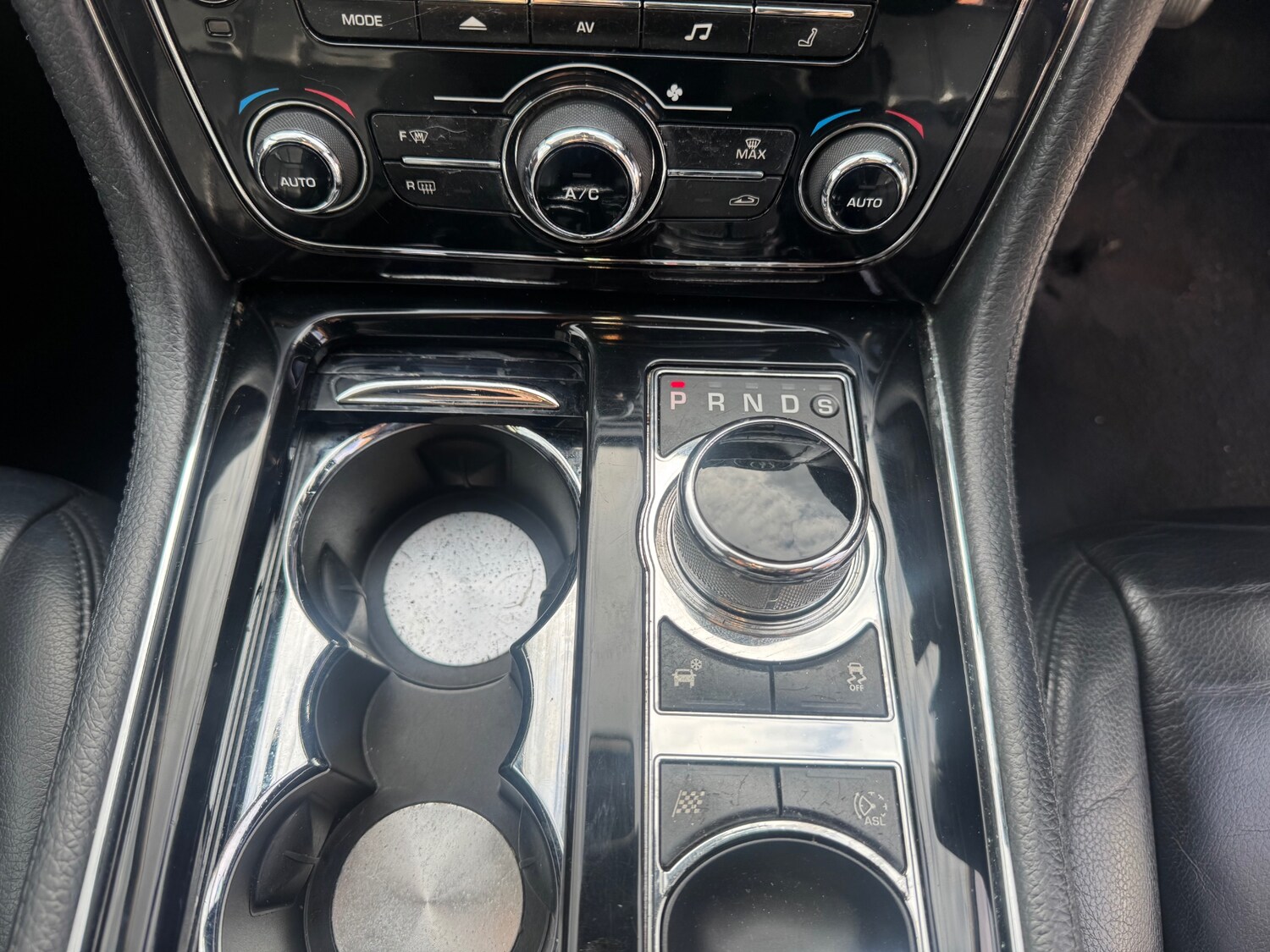 Used Jaguar XJ 2014 for sale - 78067166: Photo 15