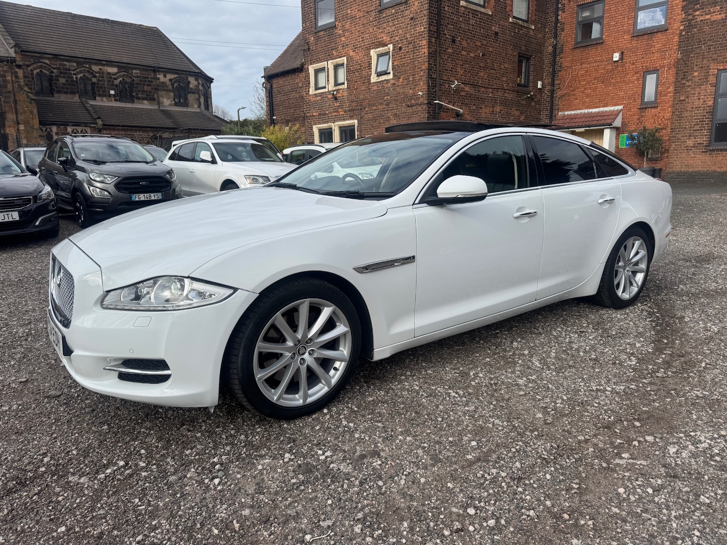 Used Jaguar XJ 2014 for sale - 78067166: Photo 3