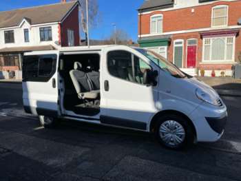 2012 - UK REG + LHD LEFT HAND DRIVE + RENAULT TRAFIC + 9 SEATS MINIBUS + LOW MILES 4-Door