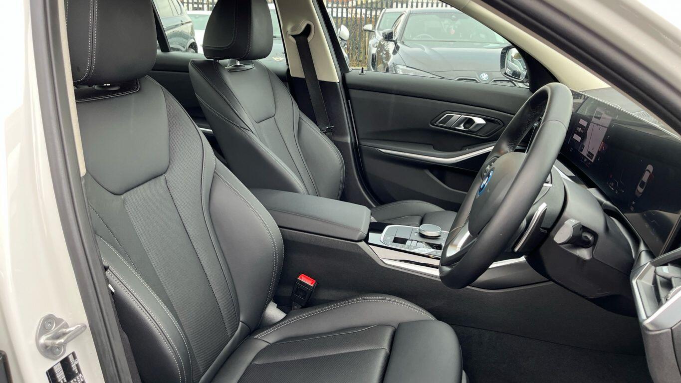 Used BMW 3 Series for sale - 77670375: Photo 11