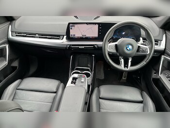 Used BMW iX1 2023 for sale - 77351442: Photo