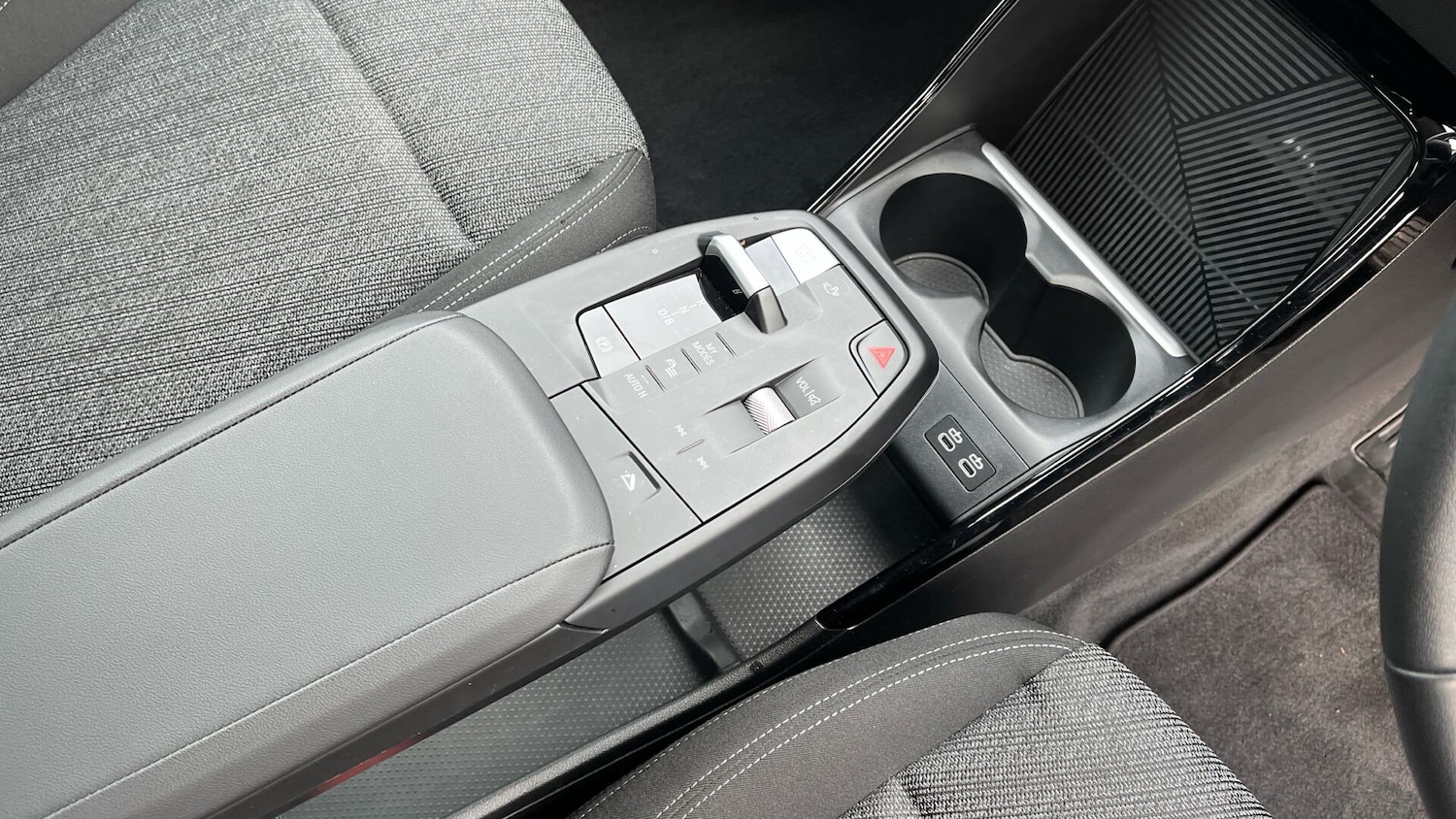 Used BMW iX1 2025 for sale - 77425579: Photo 10