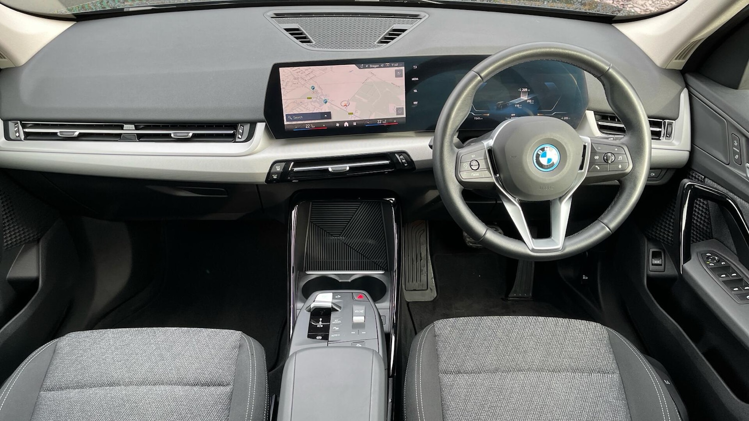 Used BMW iX1 2025 for sale - 77425579: Photo 4