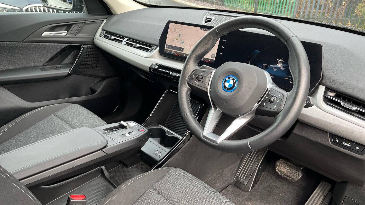 Used BMW iX1 2025 for sale - 77425579: Photo 6