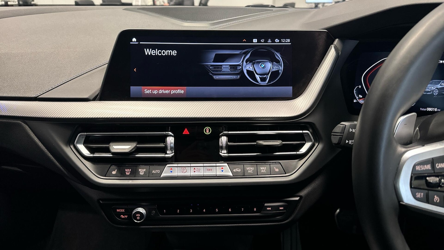 Used BMW 1 Series 2023 for sale - 76887360: Photo 8