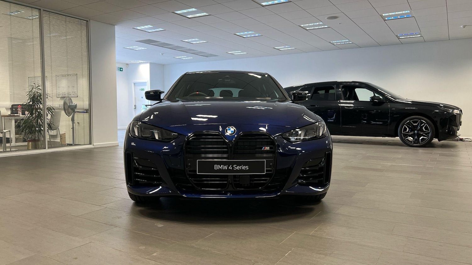 Used BMW 4 Series 2024 for sale - 76760555: Photo 2