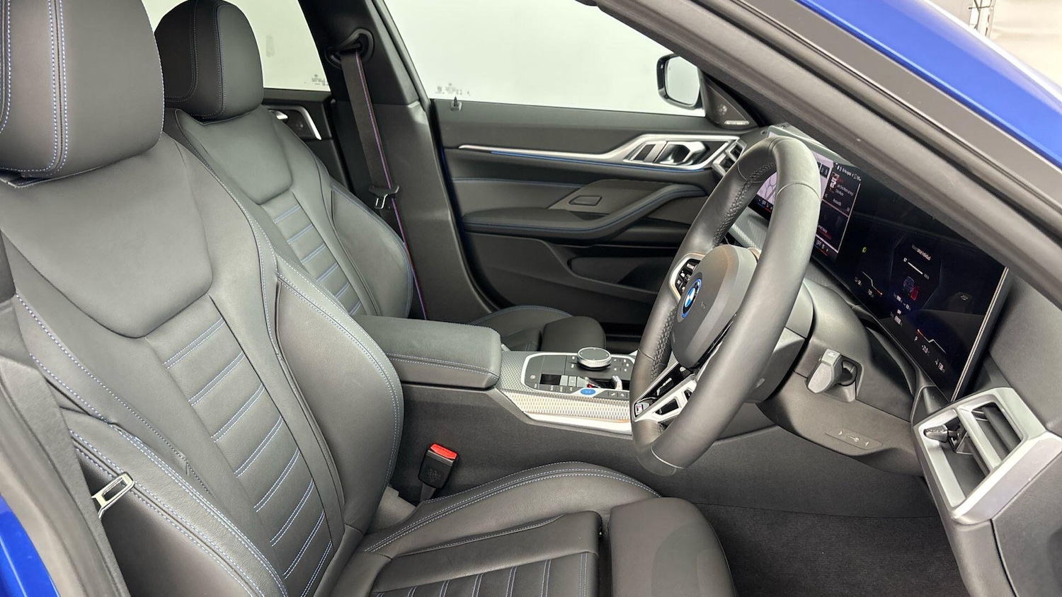 Used BMW i4 2024 for sale - 76760544: Photo 12