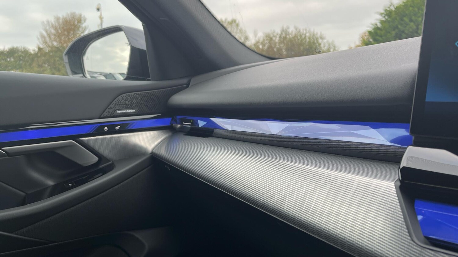 Used BMW 5 Series 2025 for sale - 76760528: Photo 22