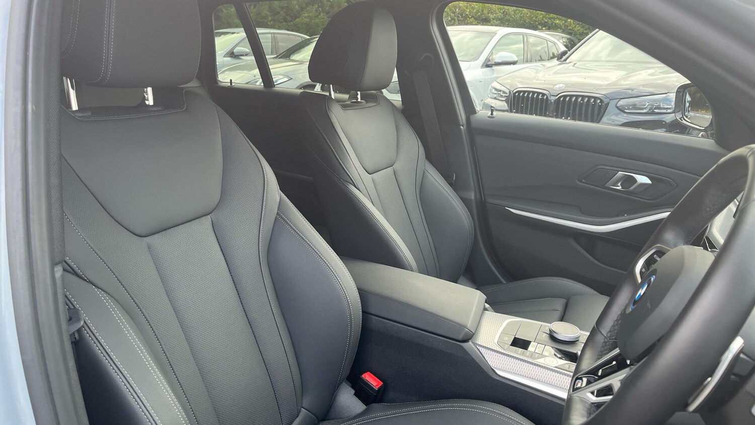 Used BMW 3 Series 2025 for sale - 76760523: Photo 11