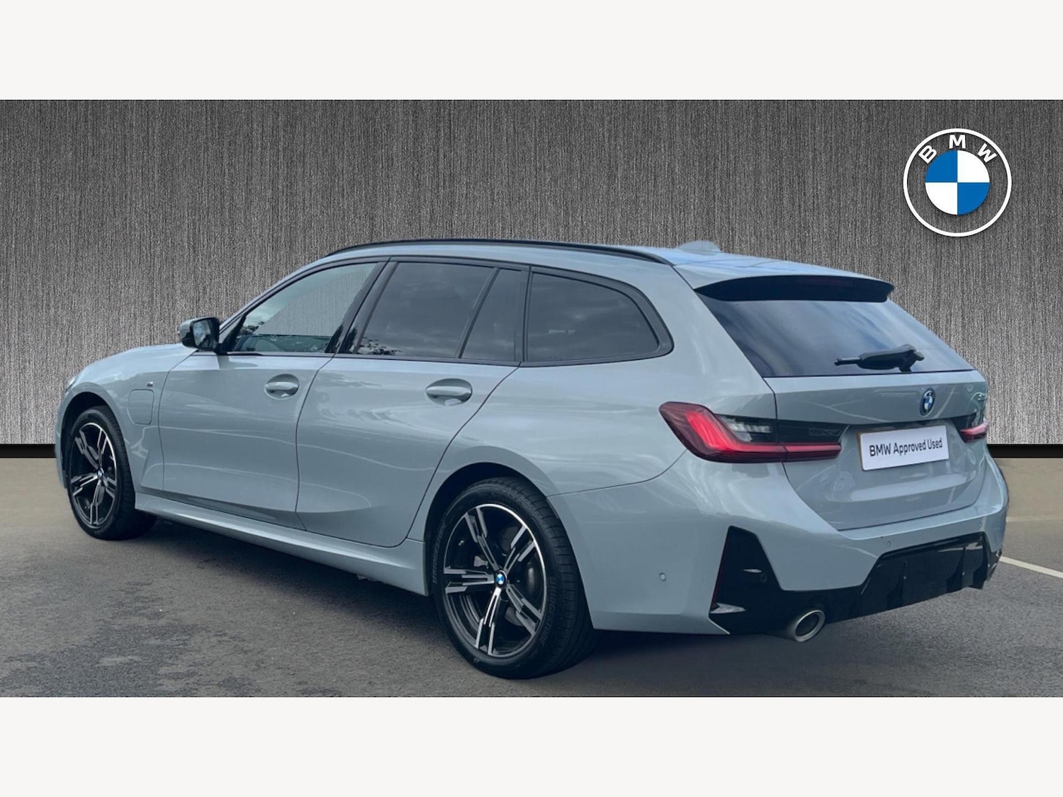 Used BMW 3 Series 2025 for sale - 76760523: Photo 2