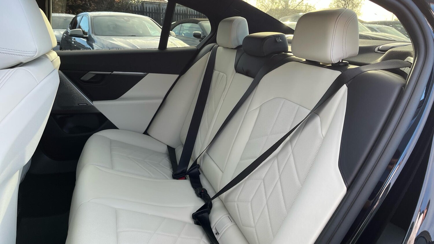 Used BMW i5 2025 for sale - 76926981: Photo 12