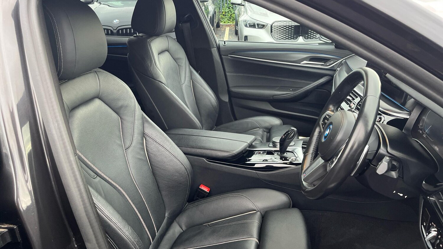 Used BMW 5 Series 2022 for sale - 76760525: Photo 11