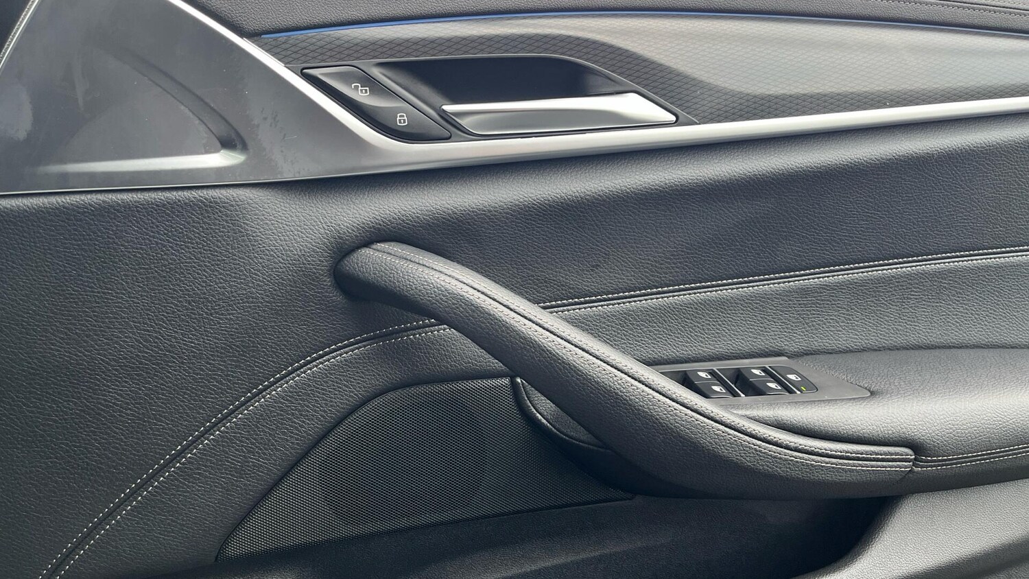 Used BMW 5 Series 2022 for sale - 76760525: Photo 20