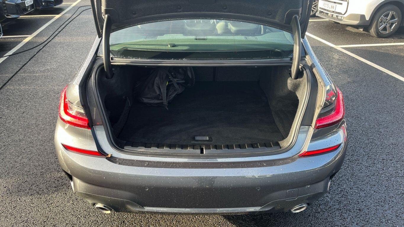 Used BMW 3 Series 2022 for sale - 76760550: Photo 18