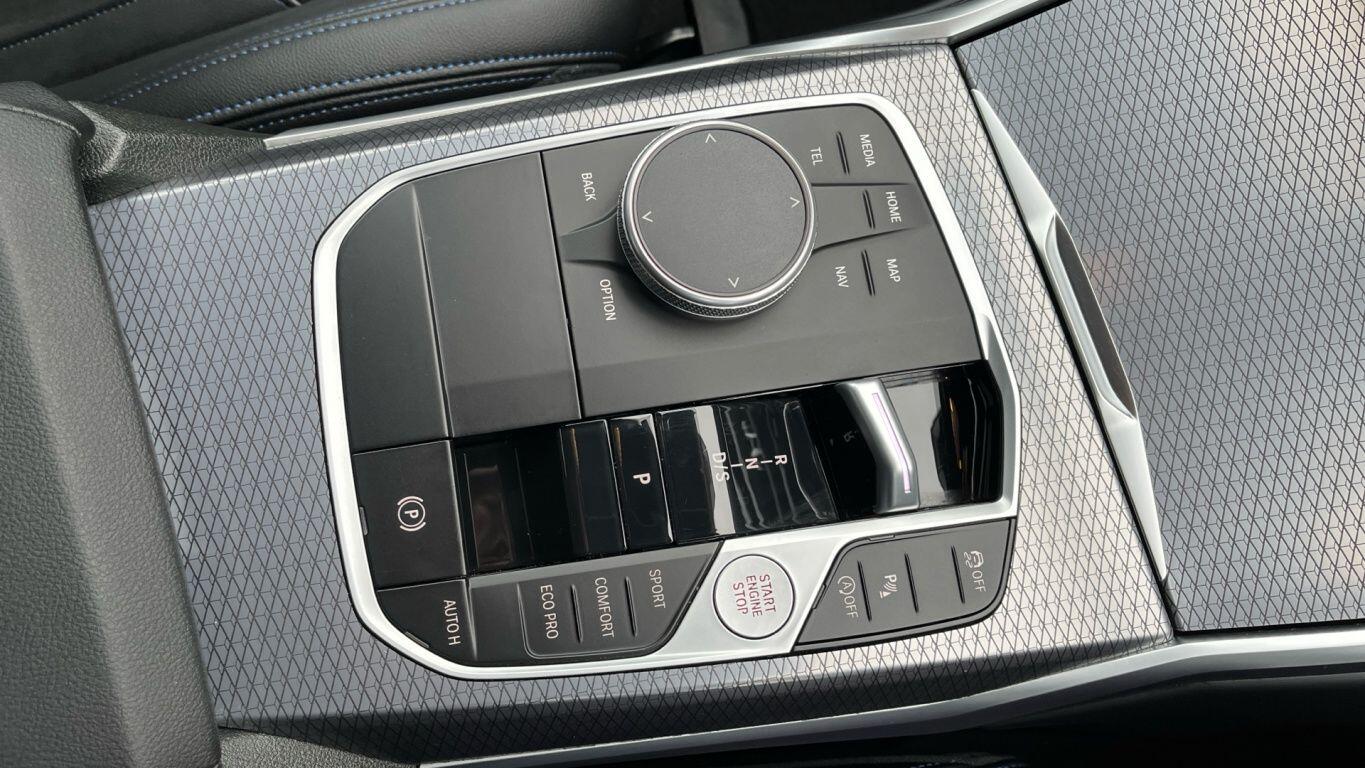 Used BMW 3 Series 2024 for sale - 77633229: Photo 17