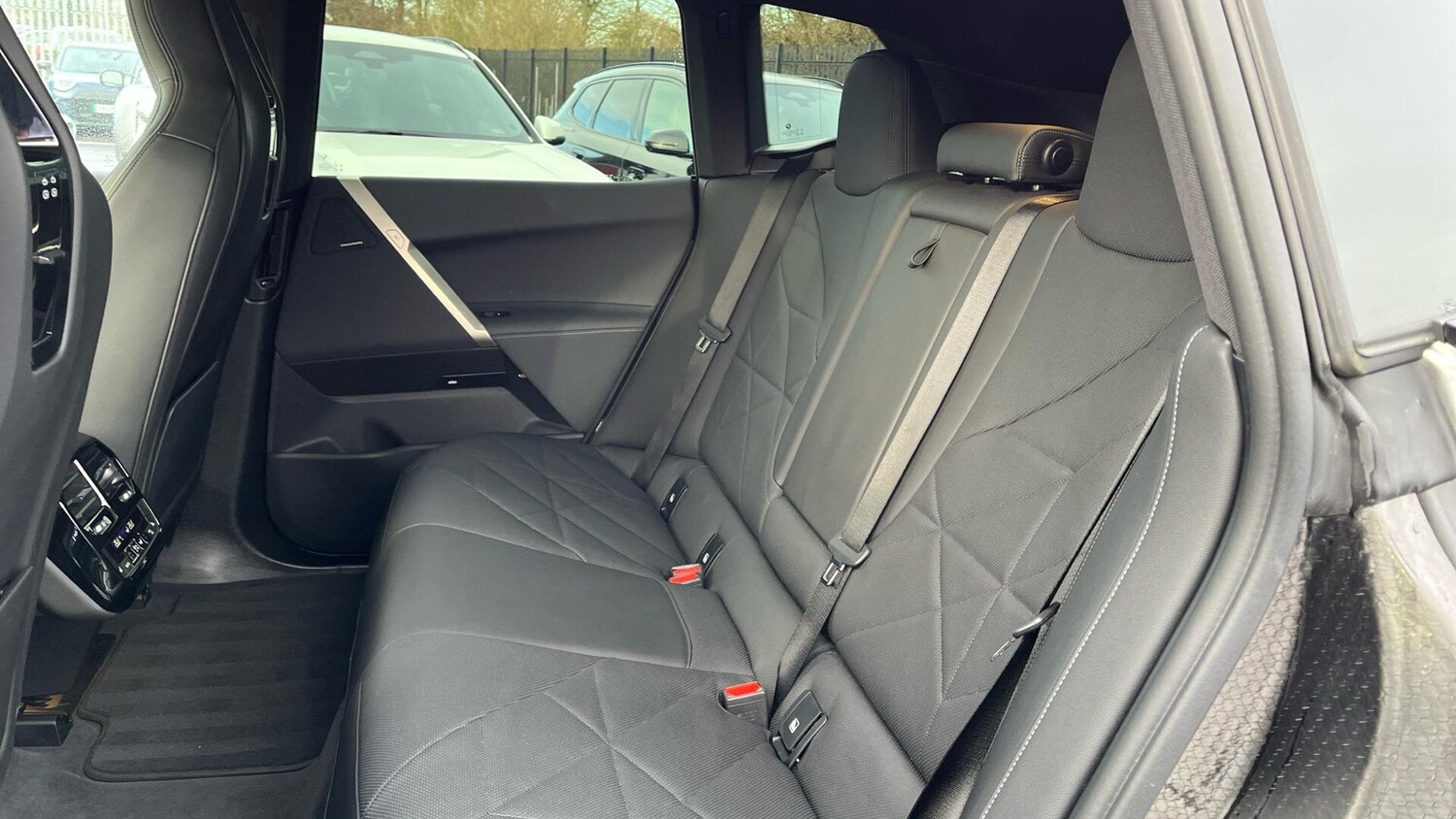 Used BMW iX 2022 for sale - 77190611: Photo 12