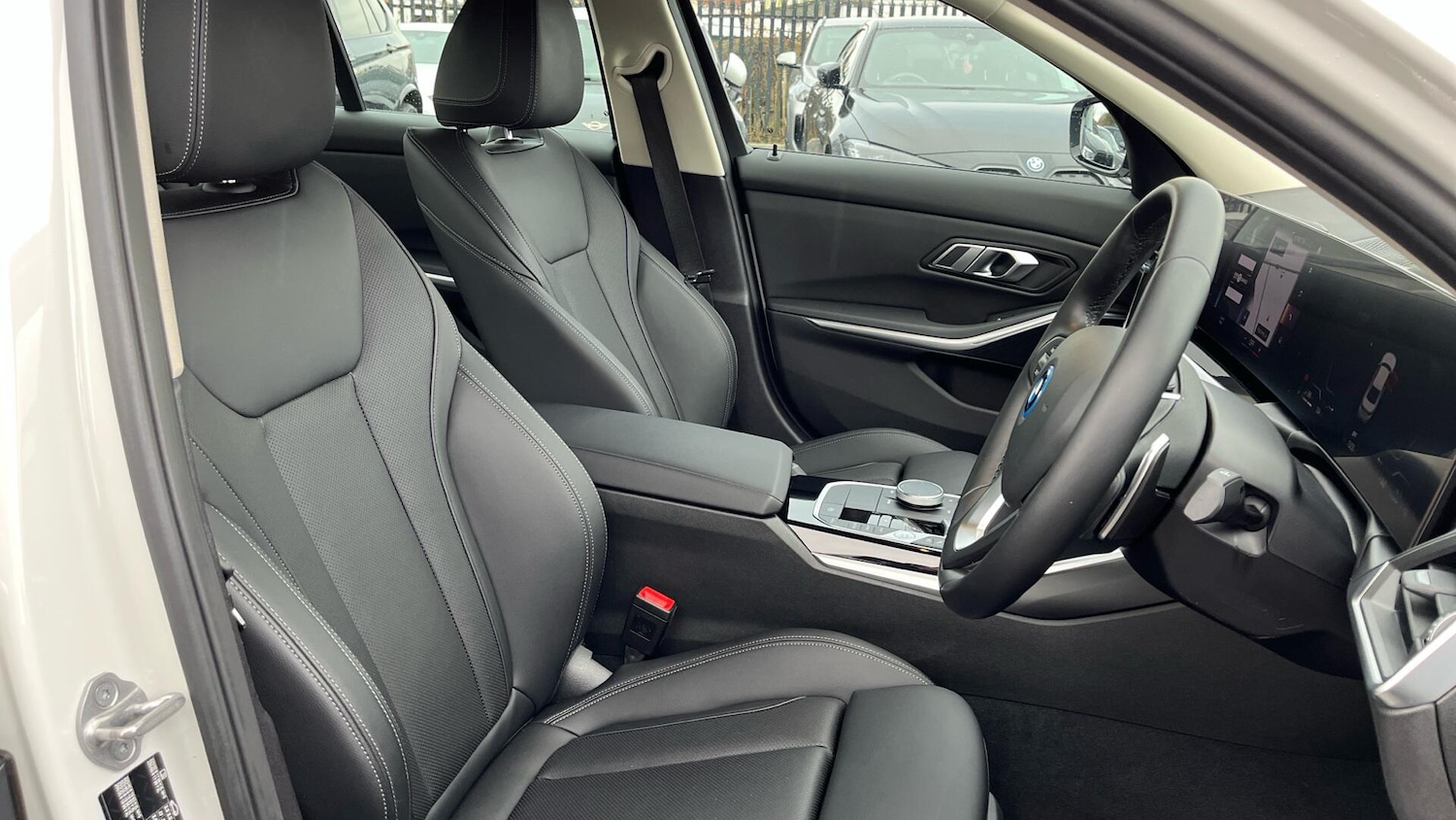 Used BMW 3 Series 2024 for sale - 78156749: Photo 11