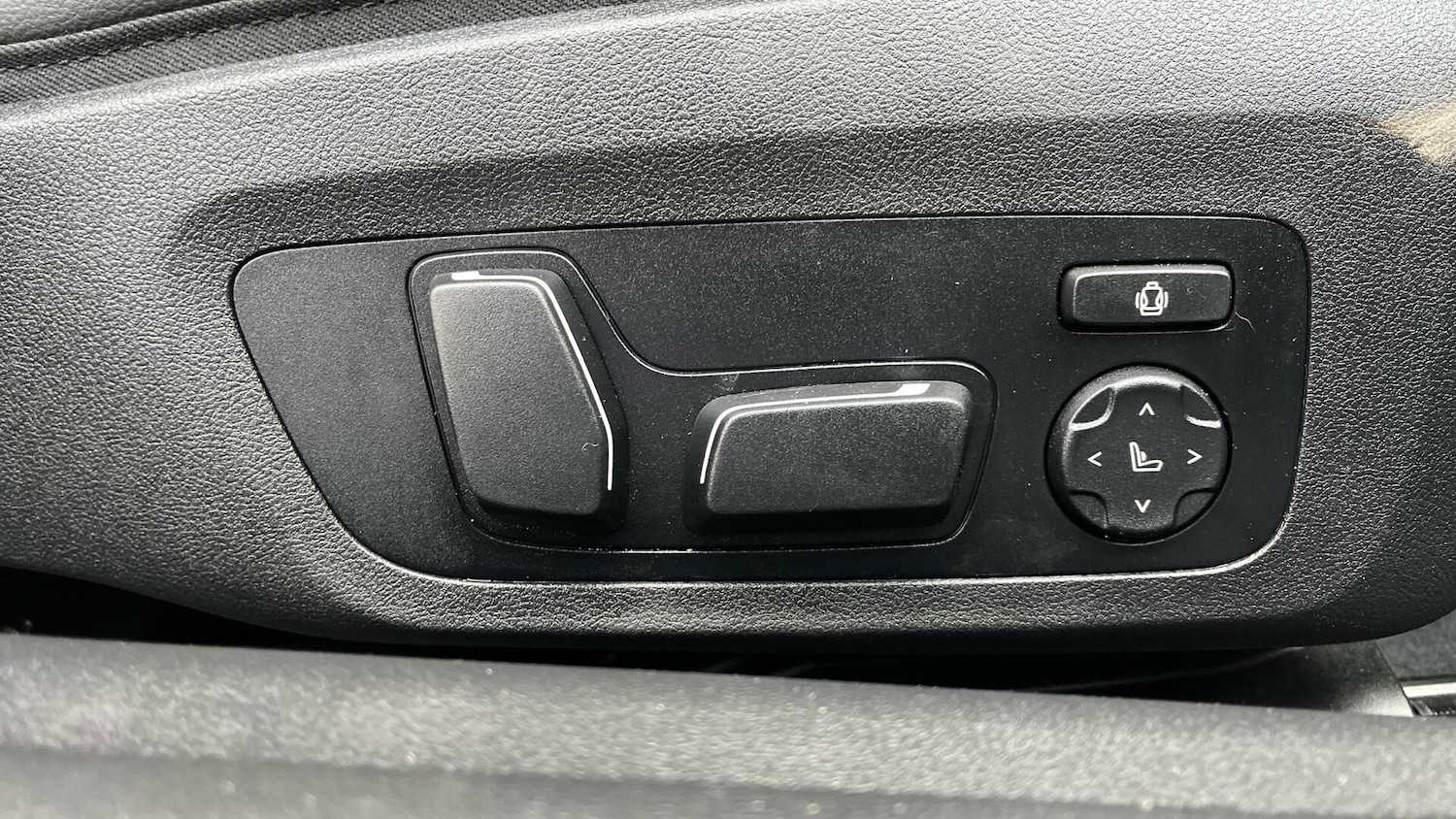 Used BMW 4 Series 2025 for sale - 77040323: Photo 21