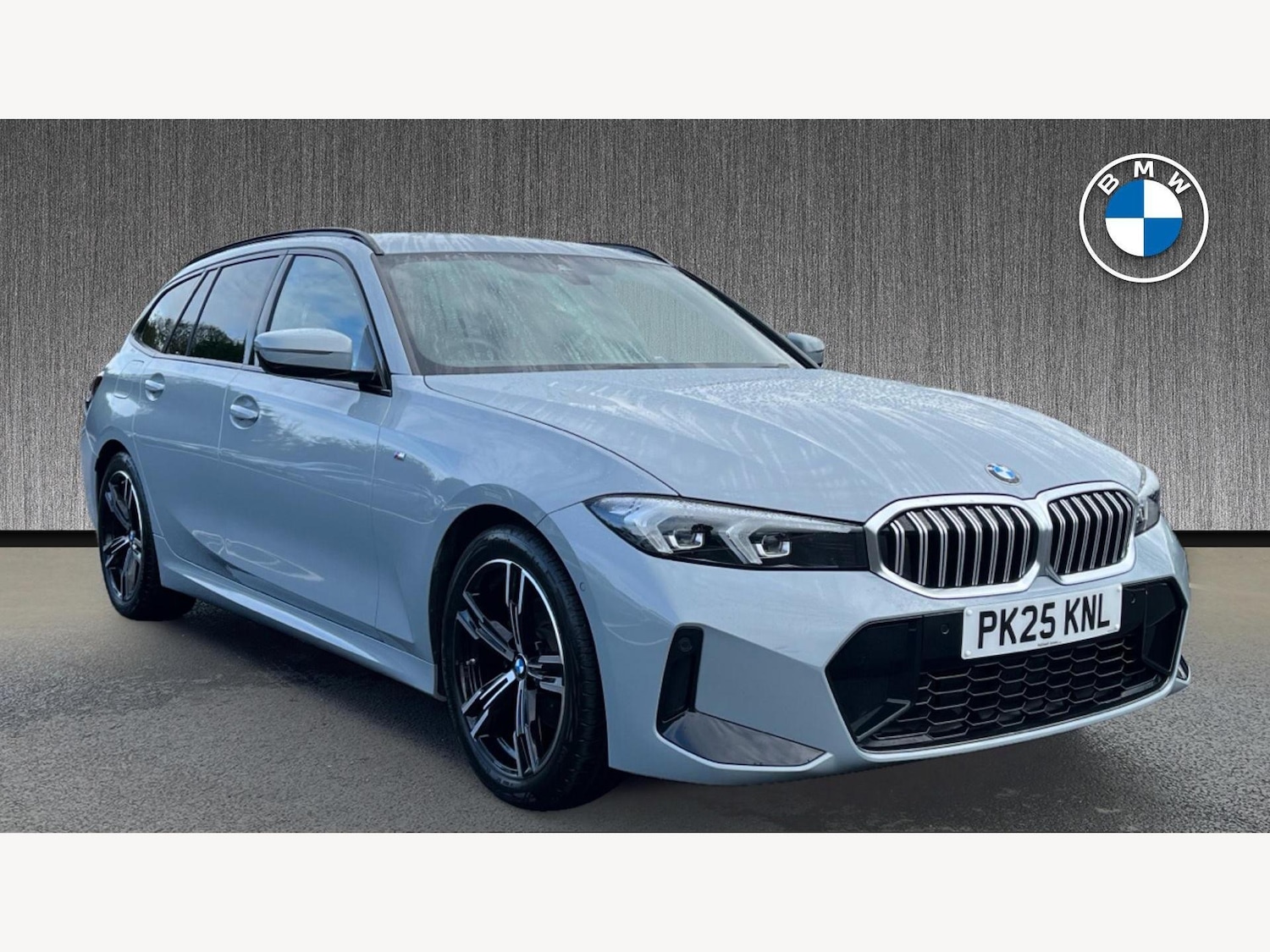 Used BMW 3 Series 2025 for sale - 76760552: Photo 1