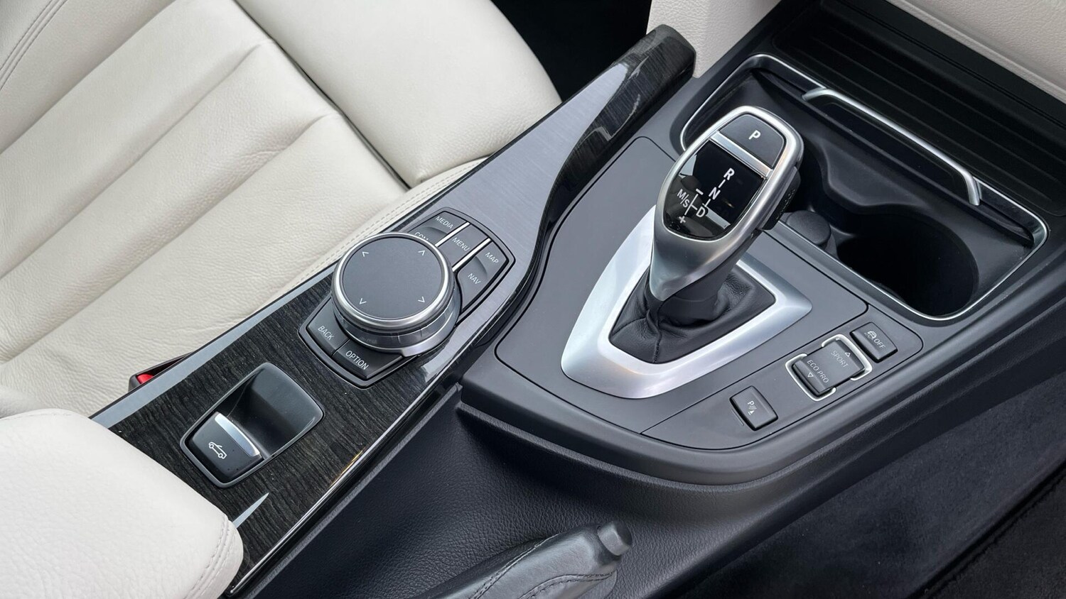 Used BMW 4 Series 2017 for sale - 77120835: Photo 10