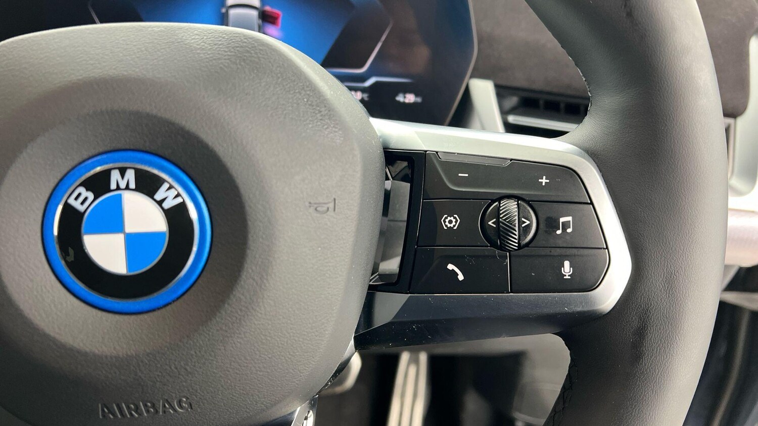 Used BMW iX2 2025 for sale - 77768635: Photo 12