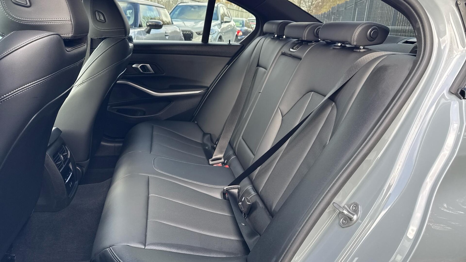 Used BMW 3 Series 2025 for sale - 77611612: Photo 12