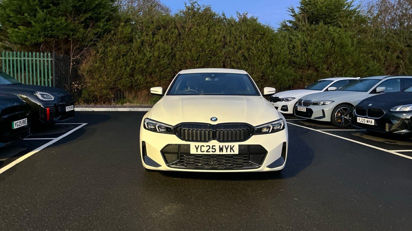 Used BMW 3 Series 2025 for sale - 76926634: Photo 2