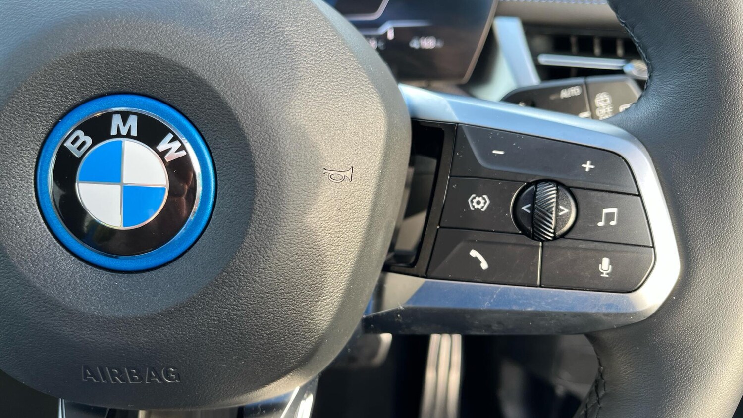 Used BMW iX1 2025 for sale - 76865604: Photo 18