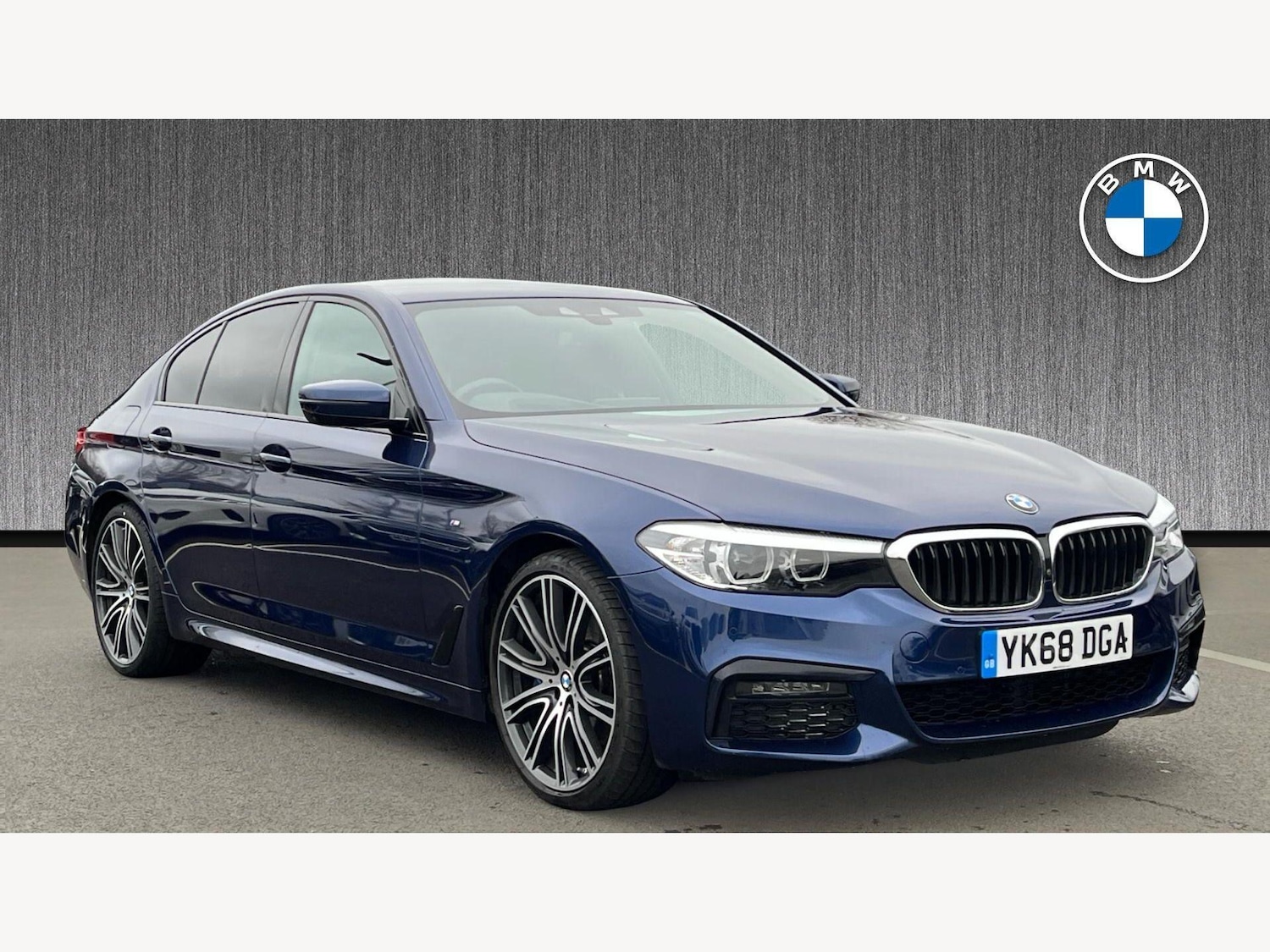Used BMW 5 Series 2019 for sale - 77969979: Photo 1