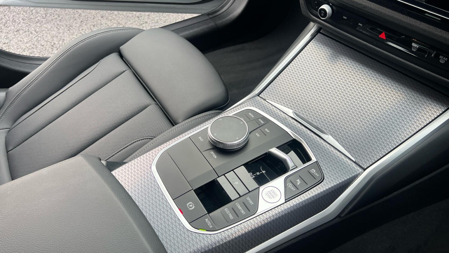 Used BMW 3 Series 2025 for sale - 76760557: Photo 10