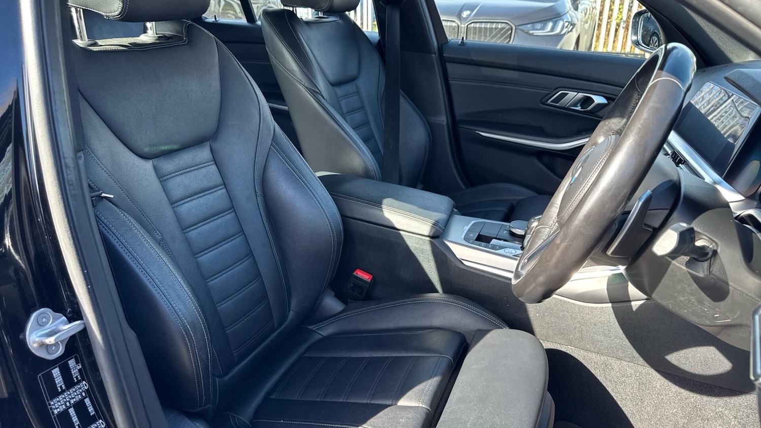 Used BMW 3 Series 2021 for sale - 78047000: Photo 11