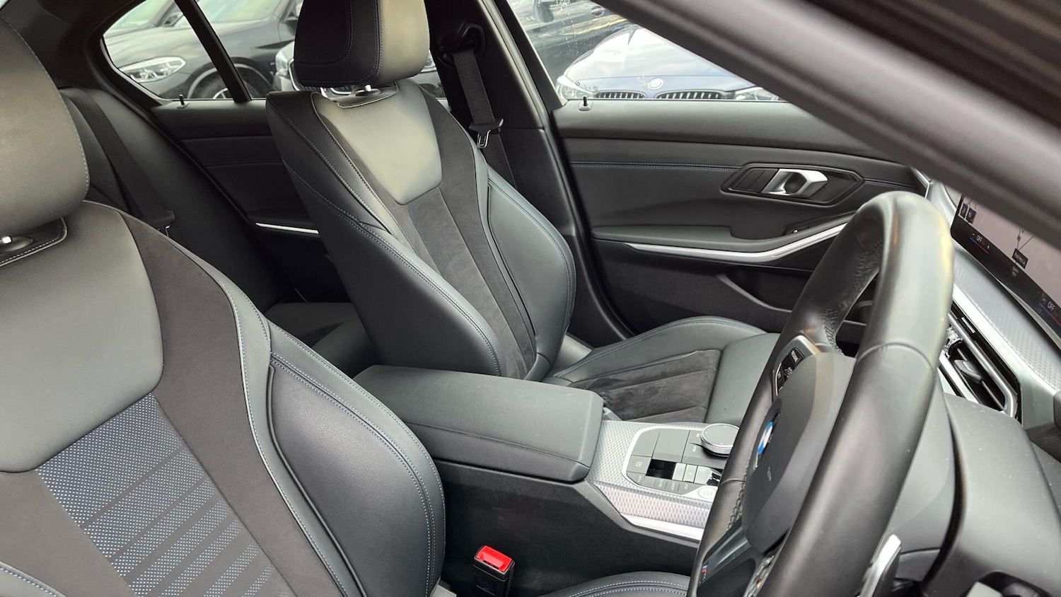 Used BMW 3 Series 2024 for sale - 77017141: Photo 11