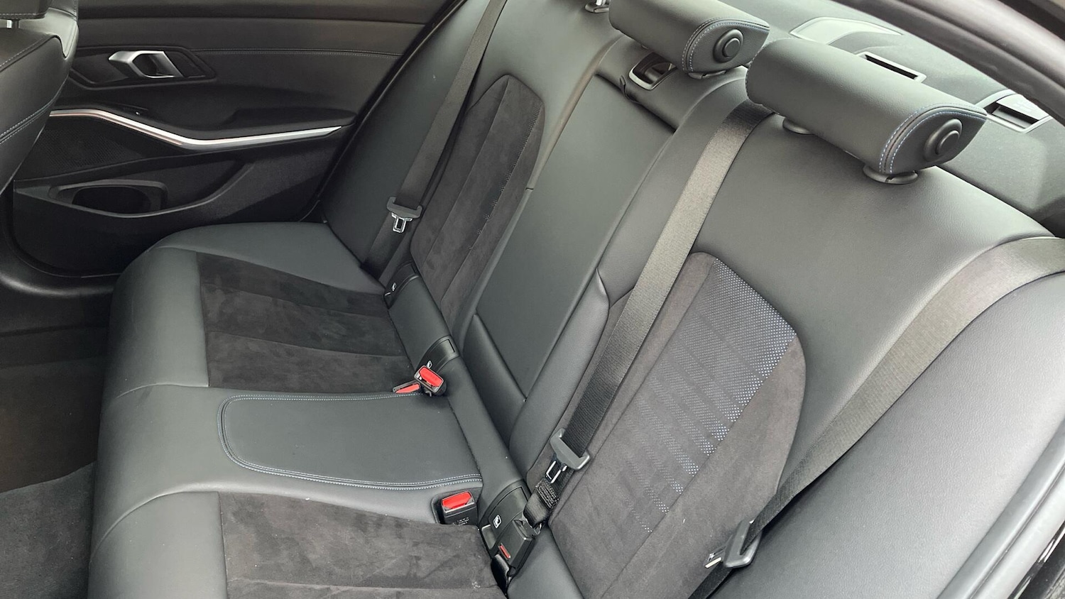 Used BMW 3 Series 2024 for sale - 77017141: Photo 12