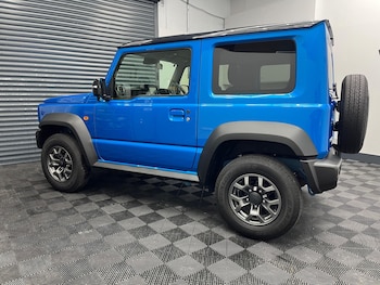 Used Suzuki Jimny 2023 for sale - 76667033: Photo