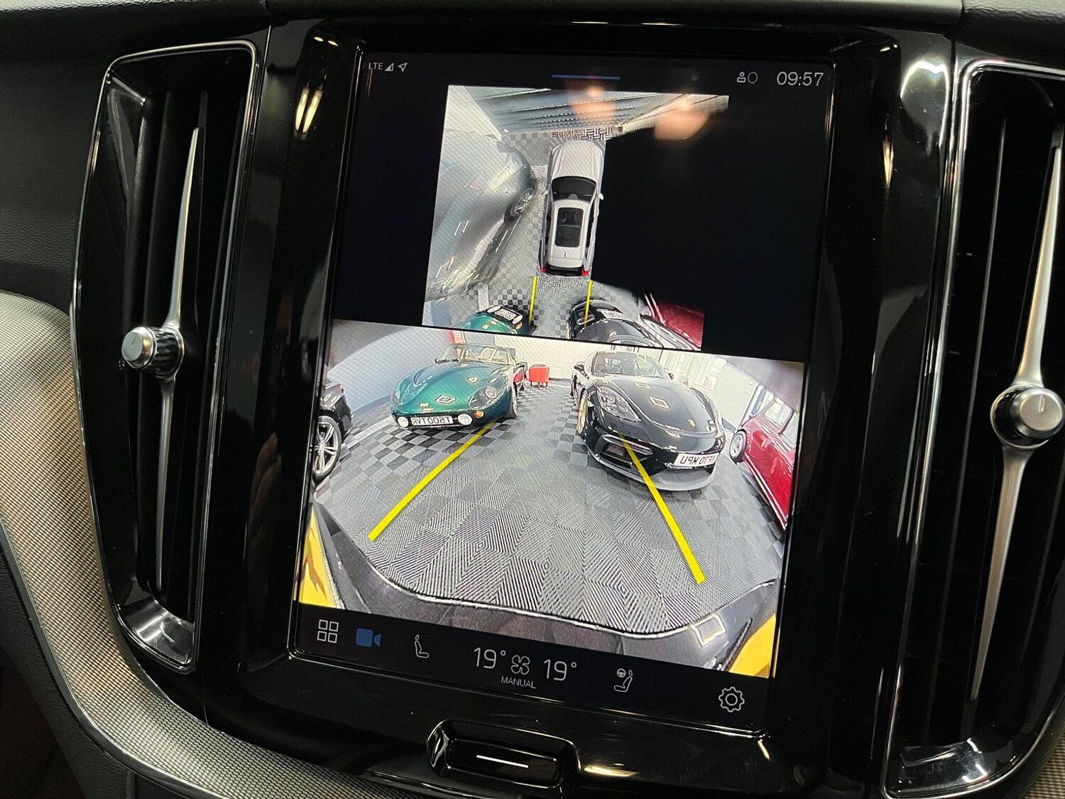 Used Volvo XC60 2024 for sale - 76013409: Photo 16