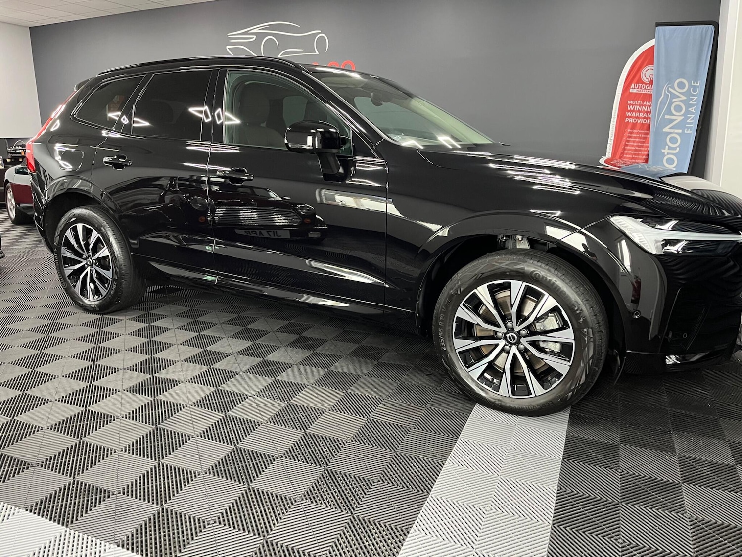 Used Volvo XC60 2024 for sale - 76013409: Photo 5