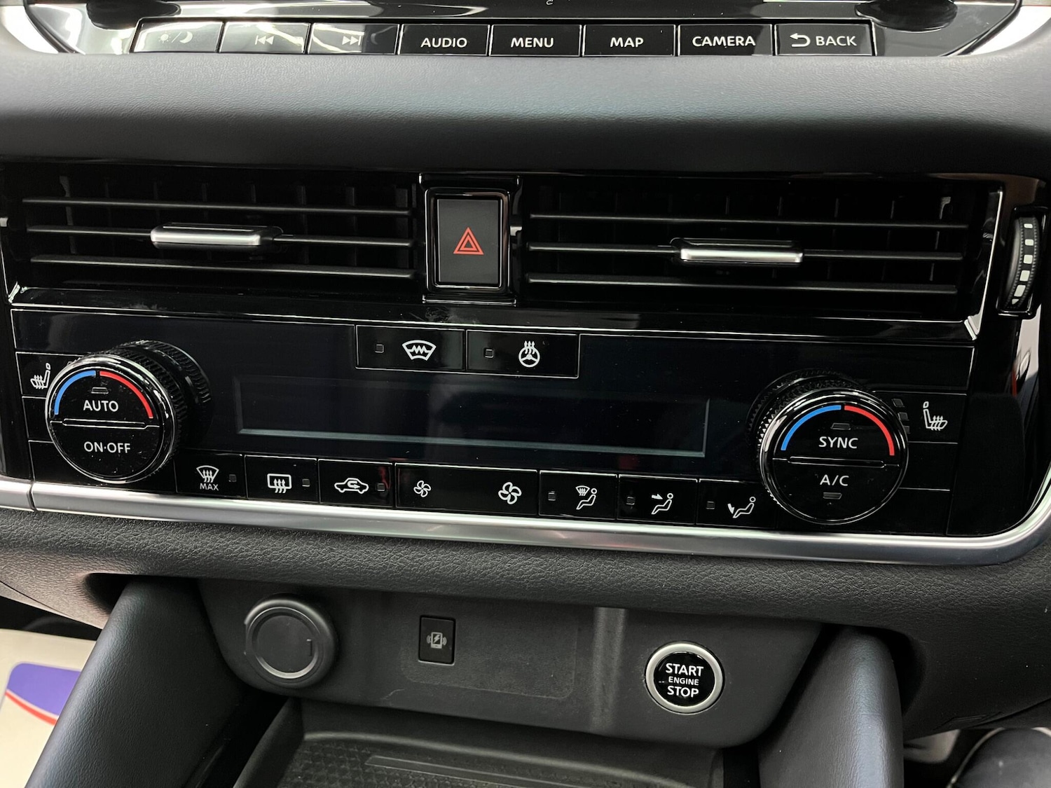 Used Nissan Qashqai for sale - 76996290: Photo 16